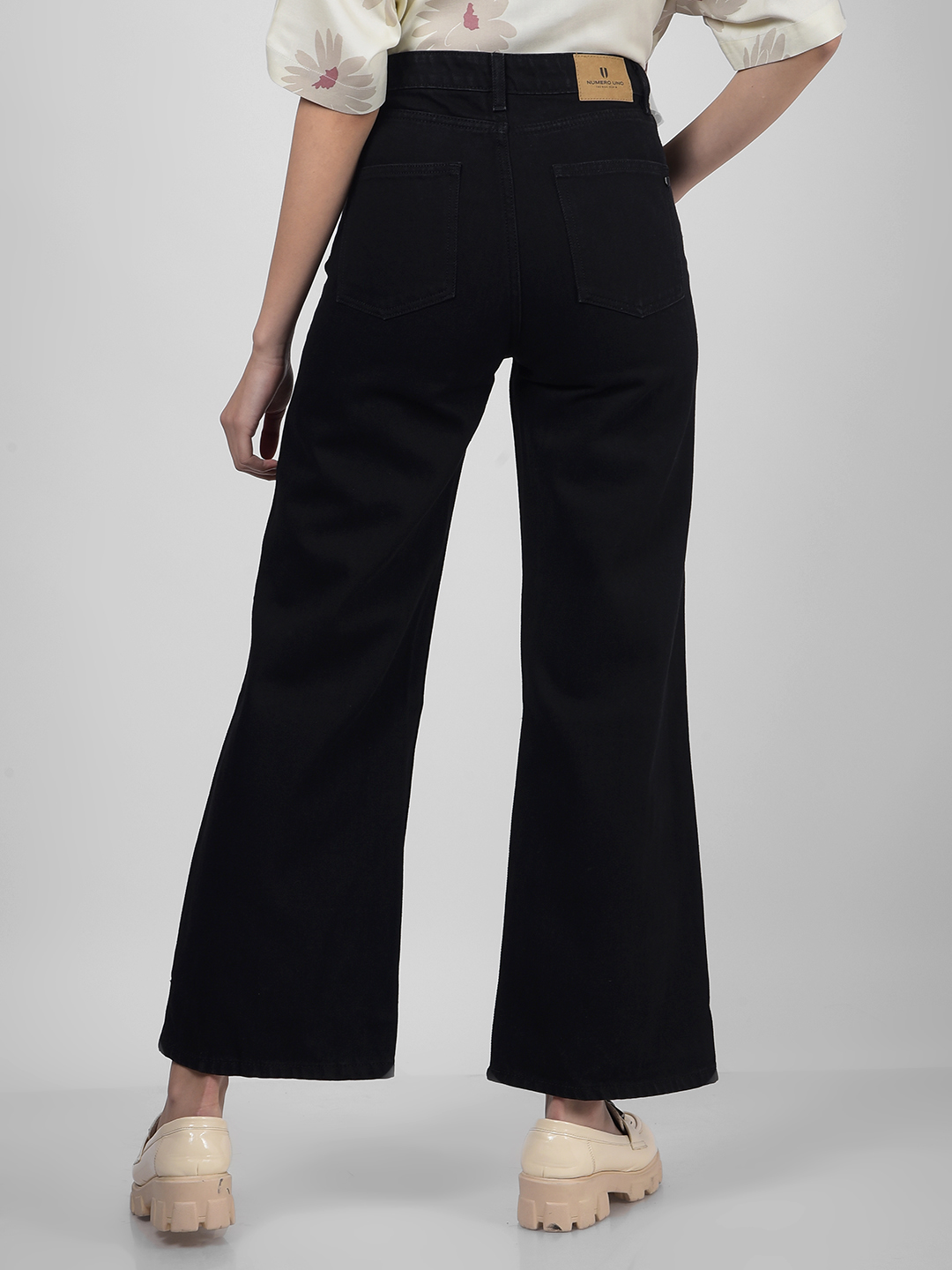 Numero Uno Women Solid Black Jeans